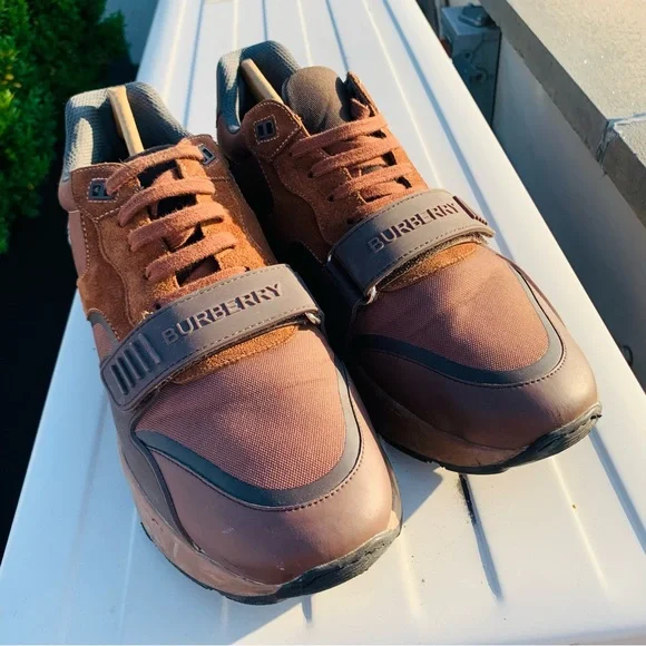 Burberry Ramsey Brown Sneakers - Picture 9 of 16